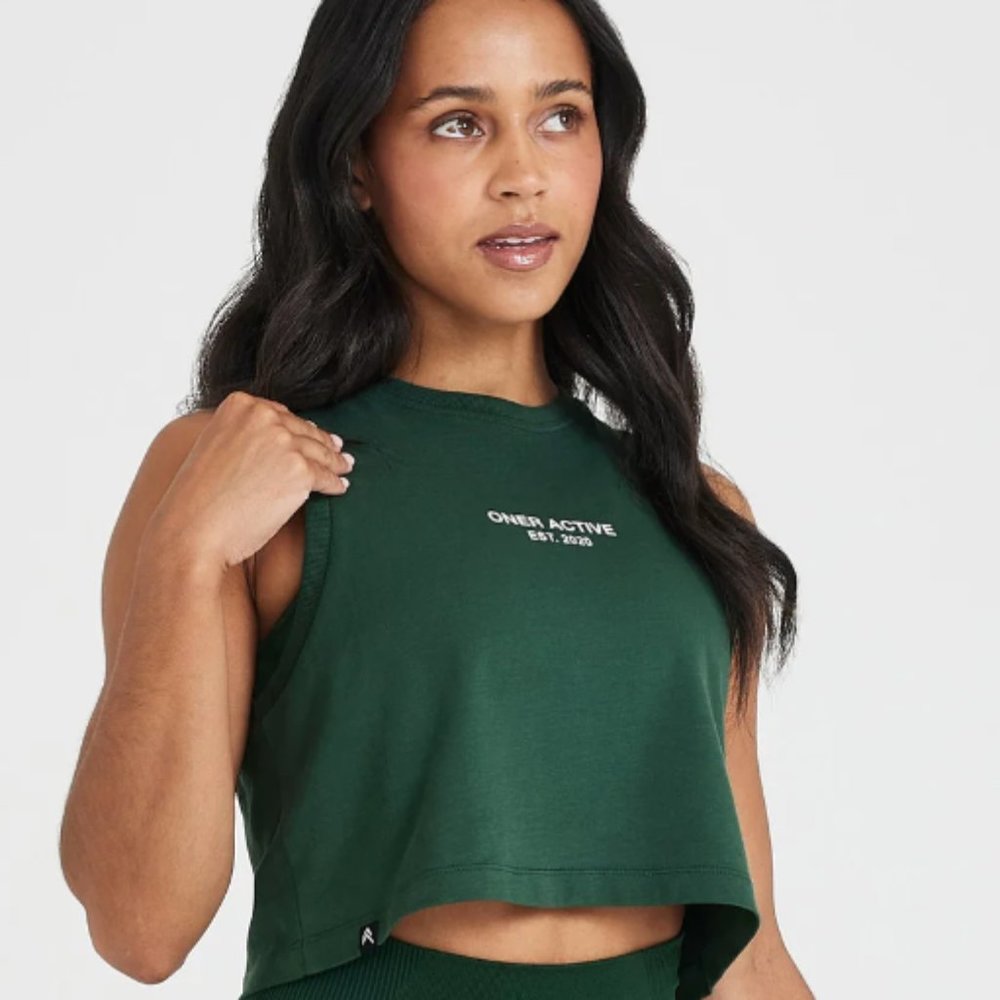 Oner Active GRAPHIC JERSEY TANK in Washed Evergreen Size M